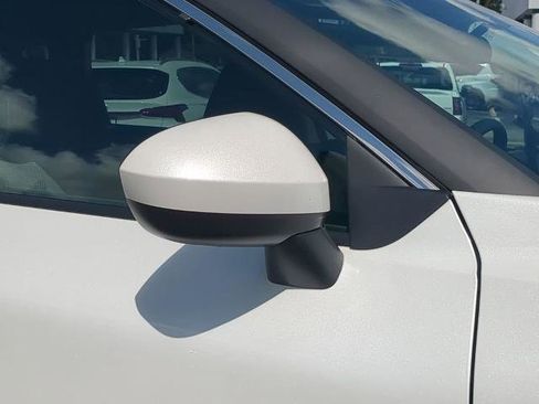 Certified 2026 Nissan Rogue SV FWD image 12