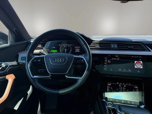 Used 2024 Audi Q8 e-tron Premium AWD/4WD image 18