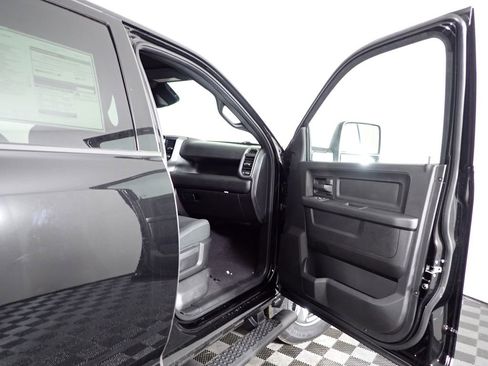 New 2026 RAM 2500 Tradesman AWD/4WD image 41