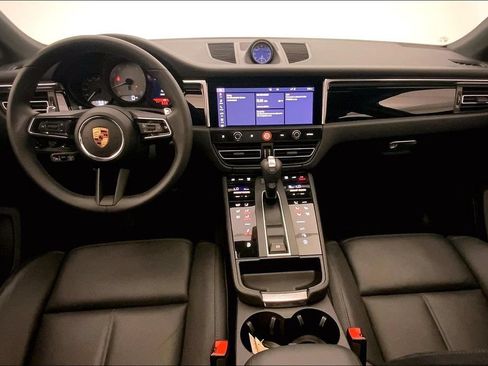Used 2025 Porsche Macan S AWD/4WD image 16