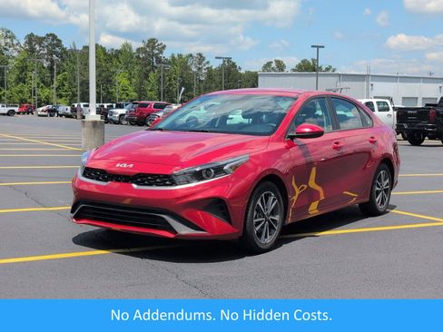 Used 2024 Kia Forte LXS FWD image 1