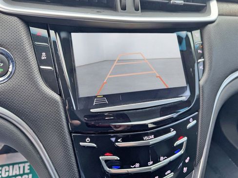 Used 2019 Cadillac XTS Luxury image 17