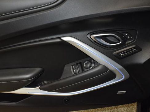 Used 2020 Chevrolet Camaro SS image 25