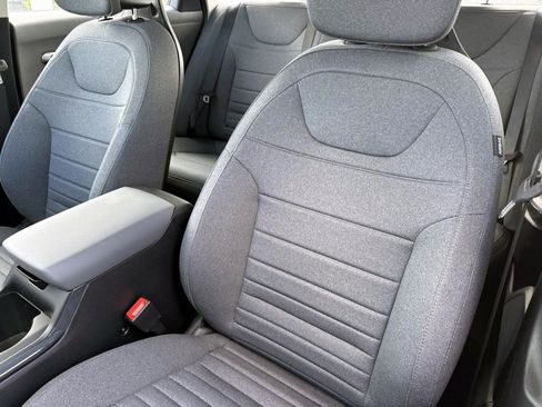 New 2025 Kia K4 EX image 17