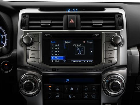 Used 2020 Toyota 4Runner SR5 Premium w/ Moonroof Package AWD/4WD image 19