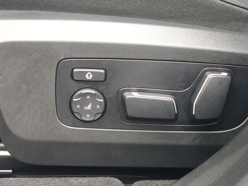 Used 2025 BMW X3 M50 w/ Premium Package image 19