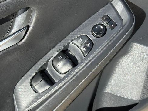 Certified 2024 Nissan Sentra SV image 18