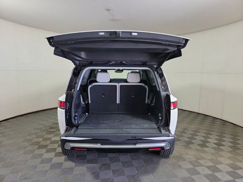 Used 2024 Rivian R1S Adventure AWD/4WD image 15