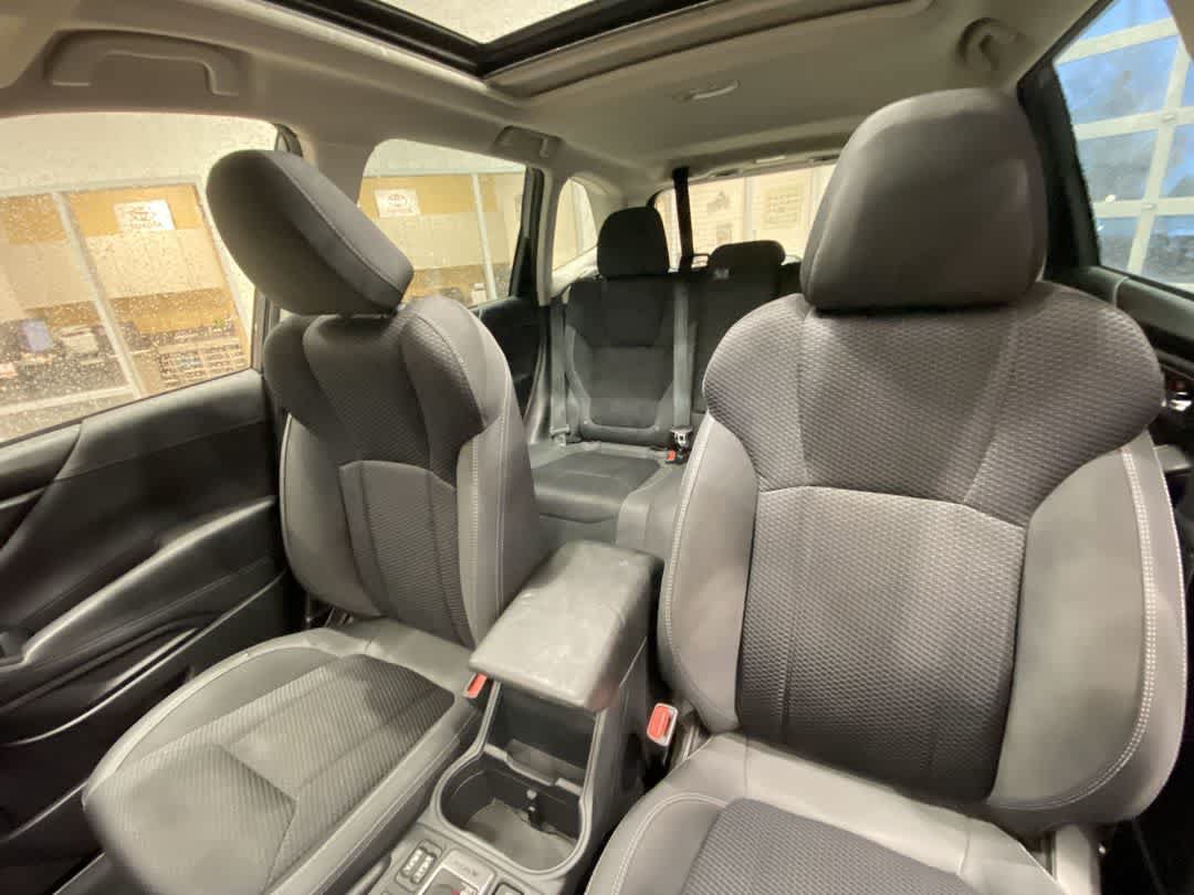 Used 2022 Subaru Forester Premium AWD/4WD image 14