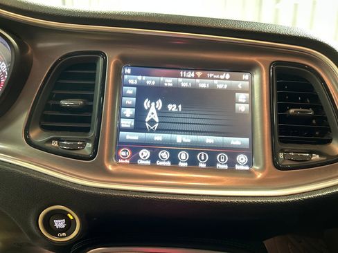 Used 2022 Dodge Challenger GT w/ Driver Convenience Group image 17