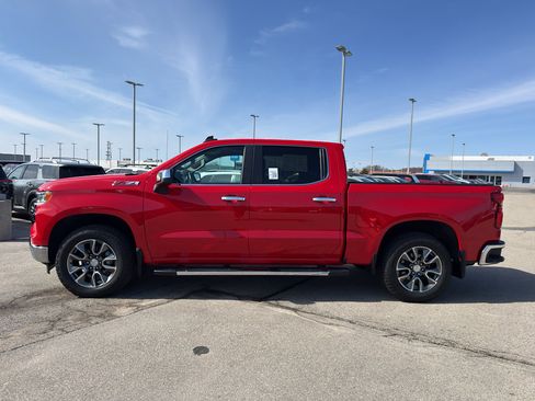 Used 2024 Chevrolet Silverado 1500 LT image 6