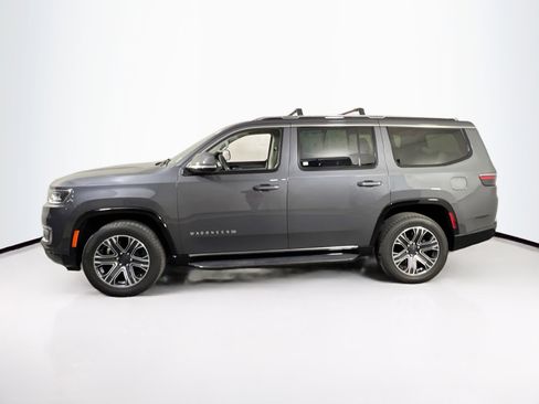 Used 2022 Jeep Wagoneer Series III AWD/4WD image 8