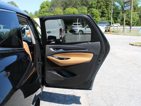 Used 2018 Buick Enclave Essence w/ Trailering Package FWD image 18