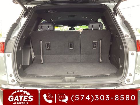 Used 2023 Buick Enclave Essence FWD image 12