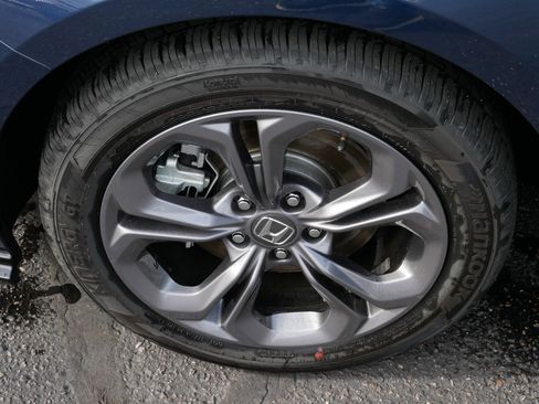 Certified 2025 Honda Accord EX-L image 15