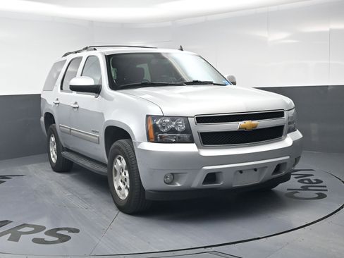 Used 2014 Chevrolet Tahoe LT image 3