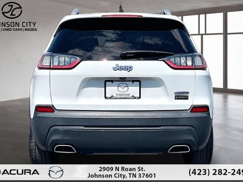 Used 2019 Jeep Cherokee Latitude w/ Popular Appearance Group FWD image 4