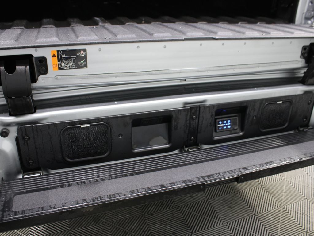 Used 2024 GMC Sierra 2500 AT4X AWD/4WD image 53
