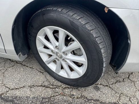 Used 2010 Toyota Camry XLE image 36