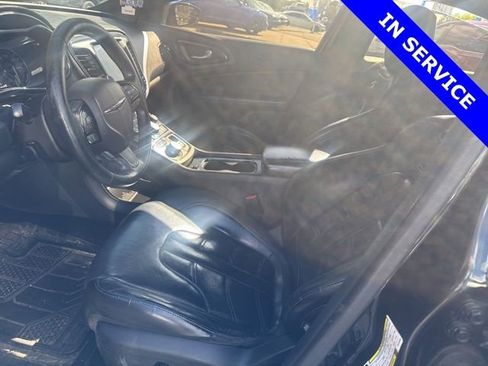 Used 2016 Chrysler 200 S w/ Navigation & Sound Group I FWD image 7