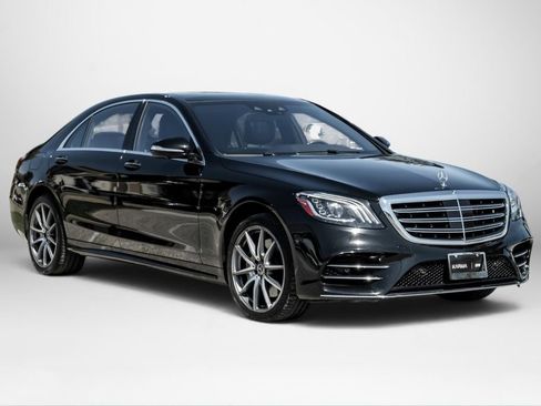 Used 2019 Mercedes-Benz S 560 4MATIC Sedan image 4