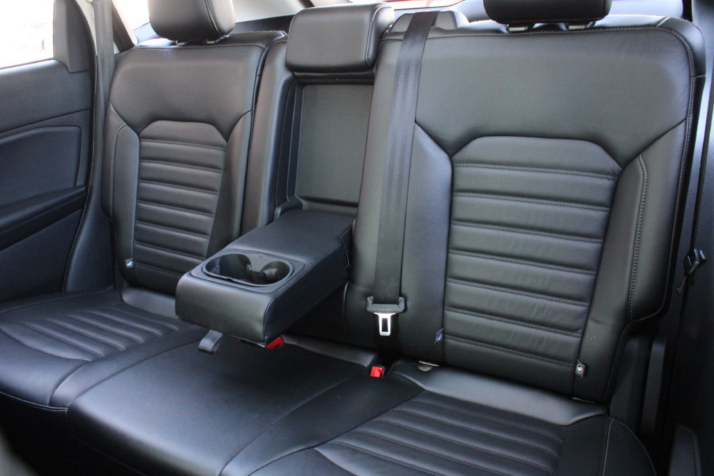 Used 2015 Ford Edge SEL w/ Equipment Group 201A AWD/4WD image 22