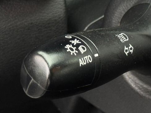 Used 2022 Nissan Sentra SV image 24