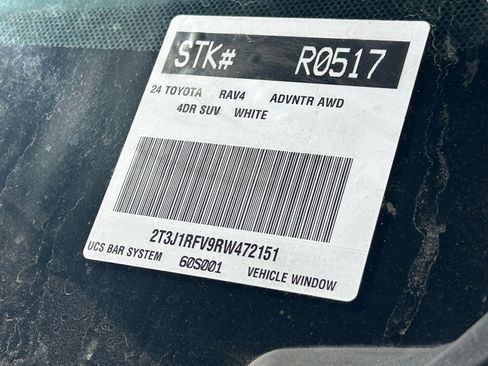 Used 2024 Toyota RAV4 Adventure AWD/4WD image 10