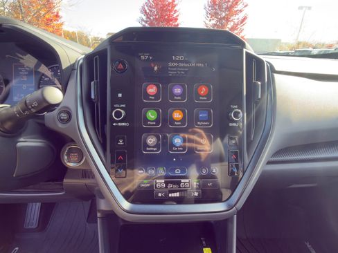 Certified 2025 Subaru Crosstrek 2.5i Limited w/ Crosstrek Mirror Package image 19