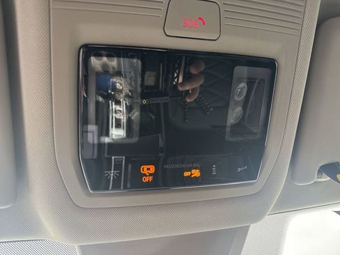 New 2026 Volkswagen Atlas SE image 37