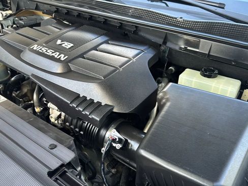 Used 2019 Nissan Titan PRO-4X w/ Pro-4x Convenience Package image 48