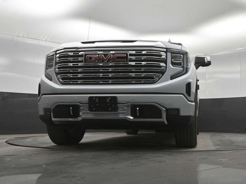 New 2026 GMC Sierra 1500 Denali w/ Denali Reserve Package AWD/4WD image 36
