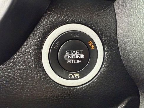 Used 2021 RAM 1500 Big Horn w/ Built-to-serve Edition image 22