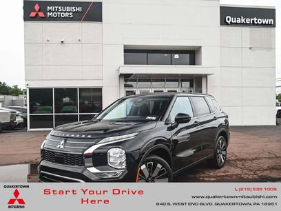 New 2025 Mitsubishi Outlander SE