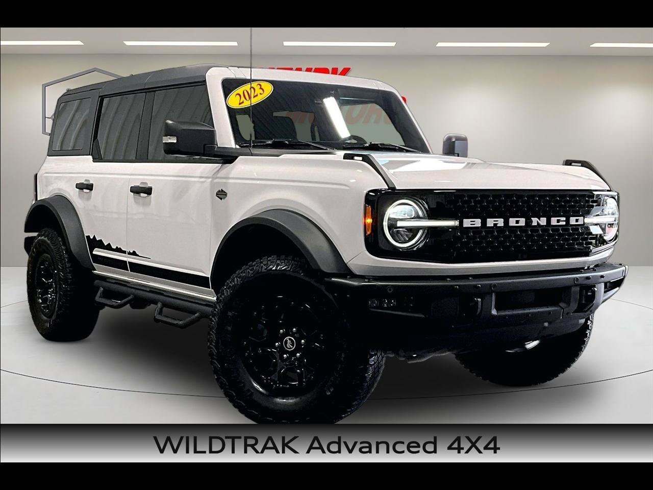 Used 2023 Ford Bronco Wildtrak AWD/4WD image 1