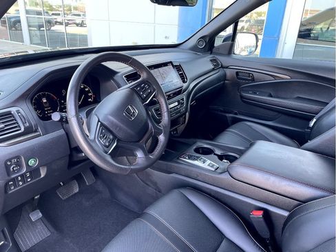 Certified 2025 Honda Ridgeline TrailSport image 13