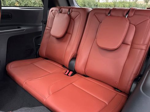 New 2026 Lincoln Aviator Reserve image 16