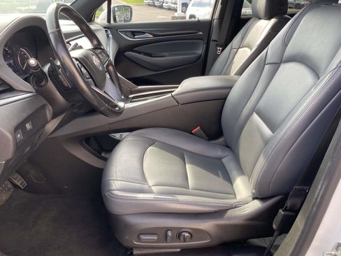 Used 2022 Buick Enclave Essence FWD image 15
