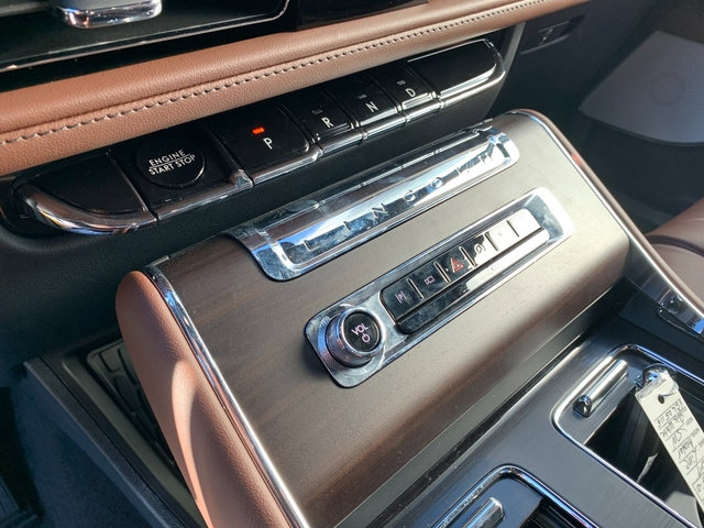 New 2027 Lincoln Aviator Reserve AWD/4WD image 21