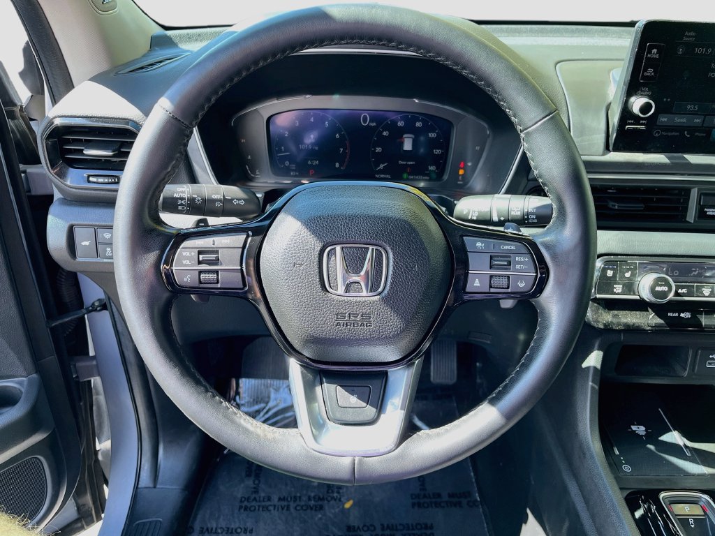 Used 2024 Honda Pilot Elite image 11