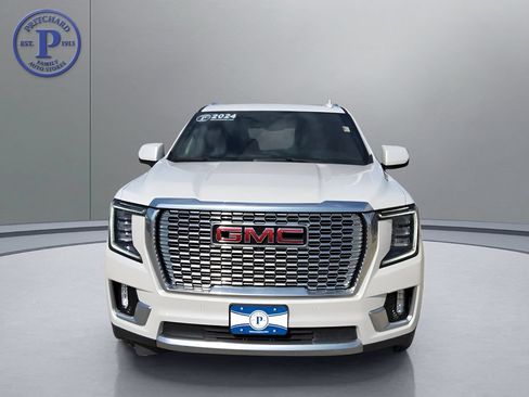 Used 2024 GMC Yukon Denali w/ Denali Reserve Package AWD/4WD image 2