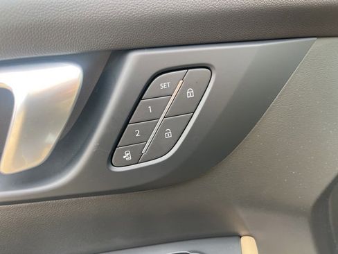 New 2026 Buick Enclave Preferred w/ Power Package image 12