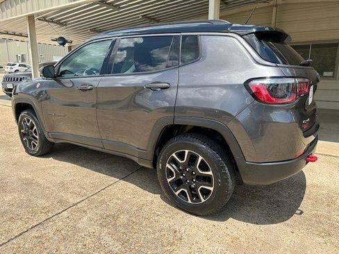 Used 2021 Jeep Compass Trailhawk AWD/4WD image 9