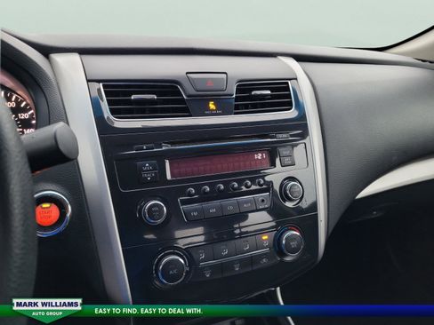 Used 2014 Nissan Altima 2.5 S image 21