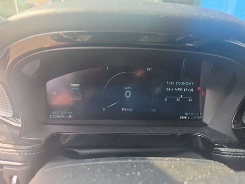 Used 2023 Lincoln Corsair AWD image 7