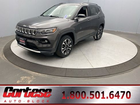 Used 2022 Jeep Compass Limited AWD/4WD image 1