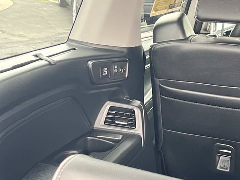Used 2023 Honda Odyssey Elite image 28
