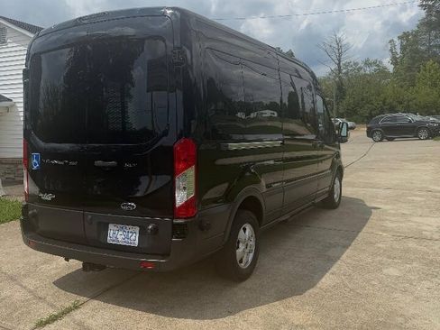 Used 2017 Ford Transit 350 XLT RWD image 5