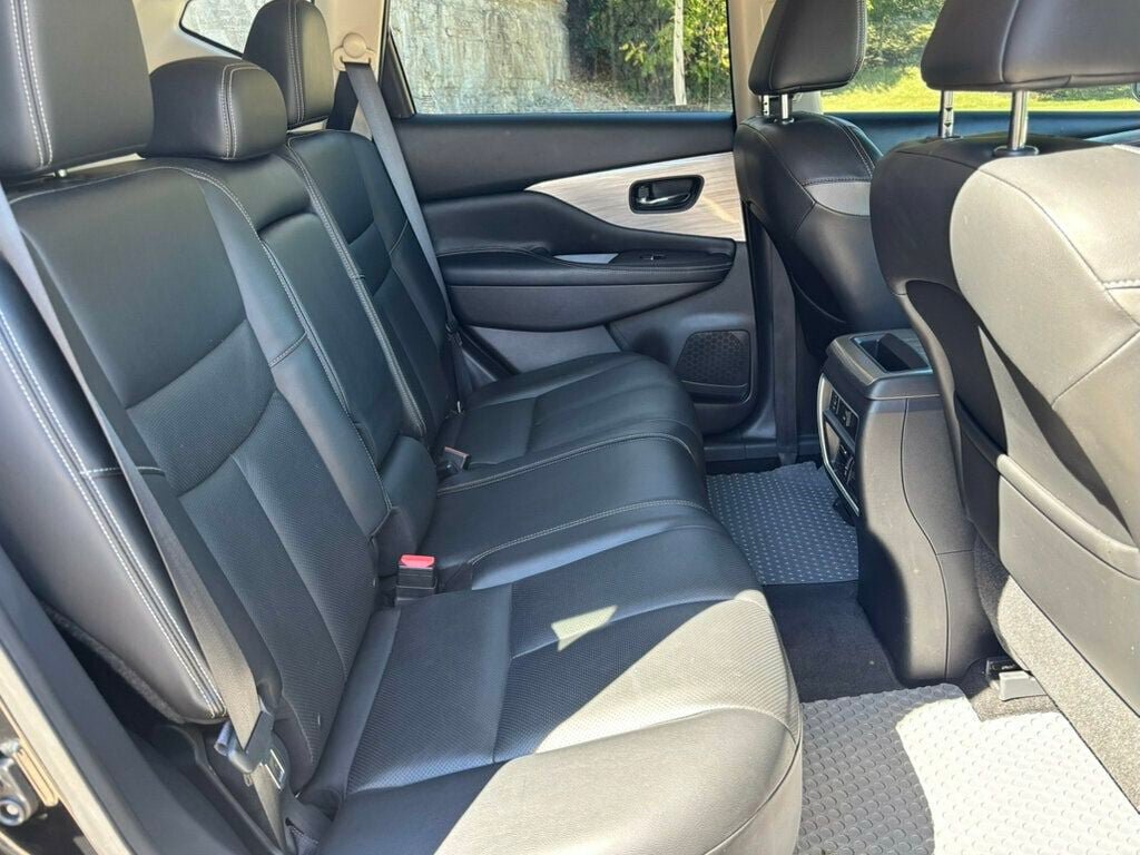 Used 2017 Nissan Murano Platinum w/ Platinum Technology Package FWD image 20