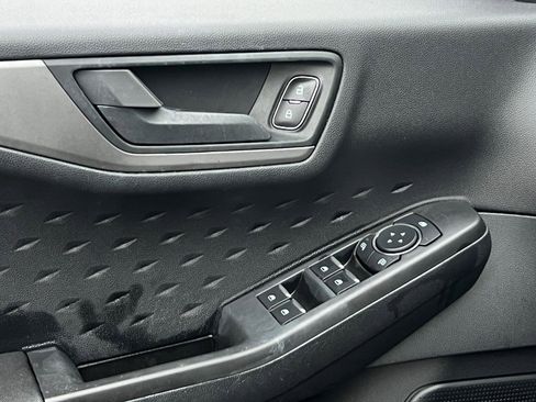 Used 2020 Ford Escape S image 14